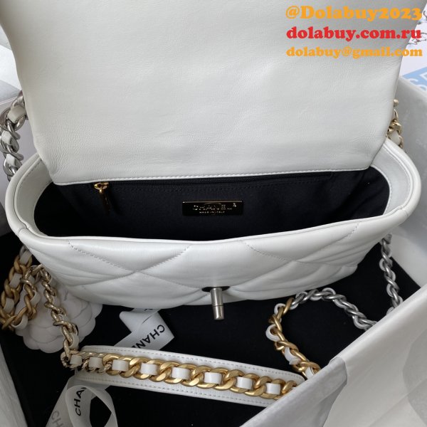 Replica Suppliers Quilted Leather 26CM 19 Flap AS1160 Bag